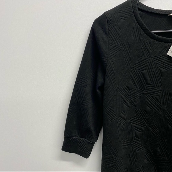 ✨NEW✨ BLACK BOXY TOP 3/4 SLEEVES - Picture 3 of 6